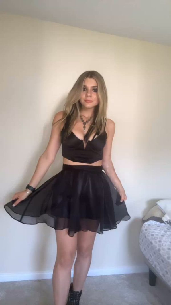 Glitter Skater Skirt in Green - Image 7