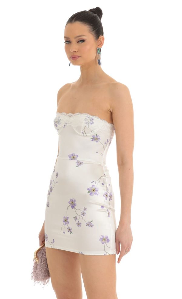 Satin Floral Lace Strapless Dress in White - Image 3