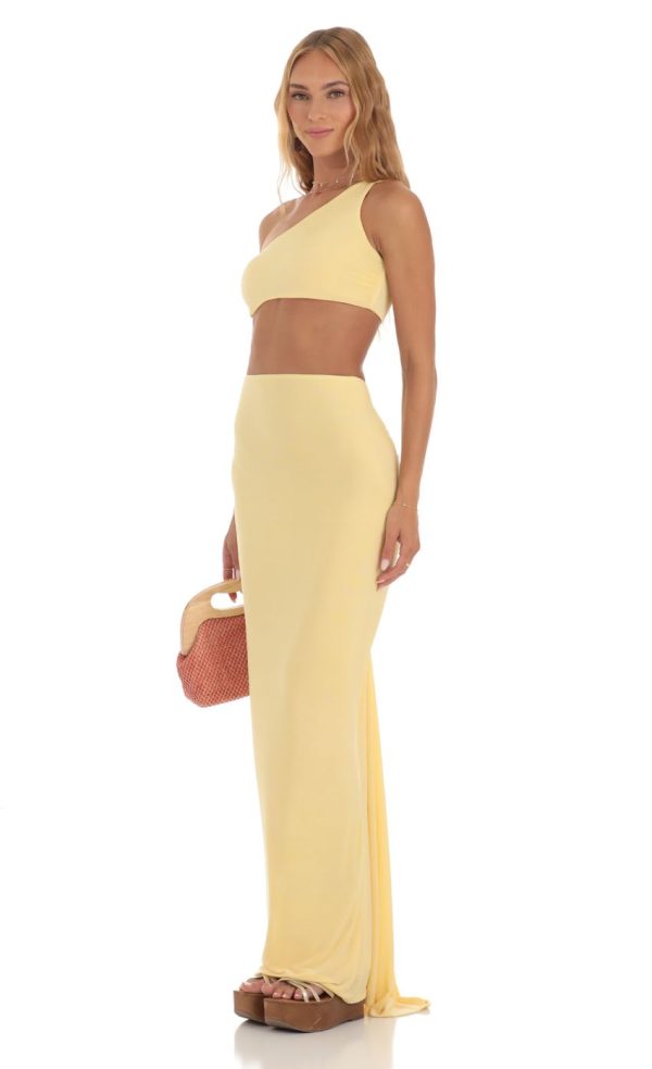 One Shoulder Two Piece Maxi Skirt Set in Yellow - Image 3