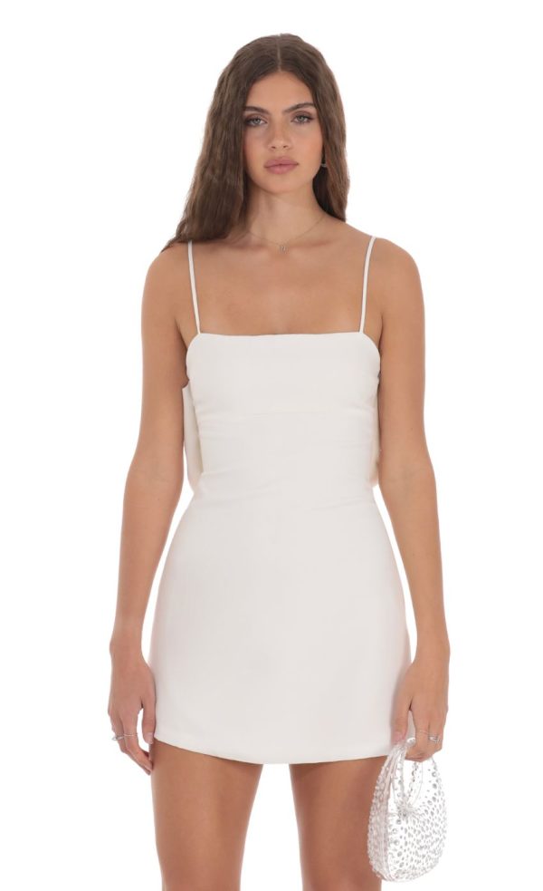 Back Bow Dress in White - Image 4