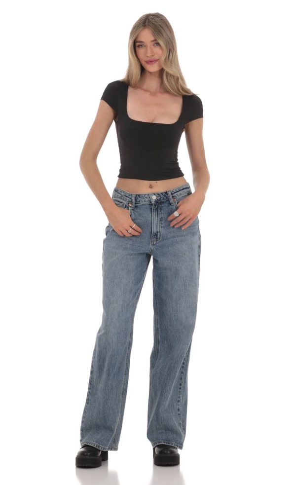 Short Sleeve Crop Top in Black - Image 4