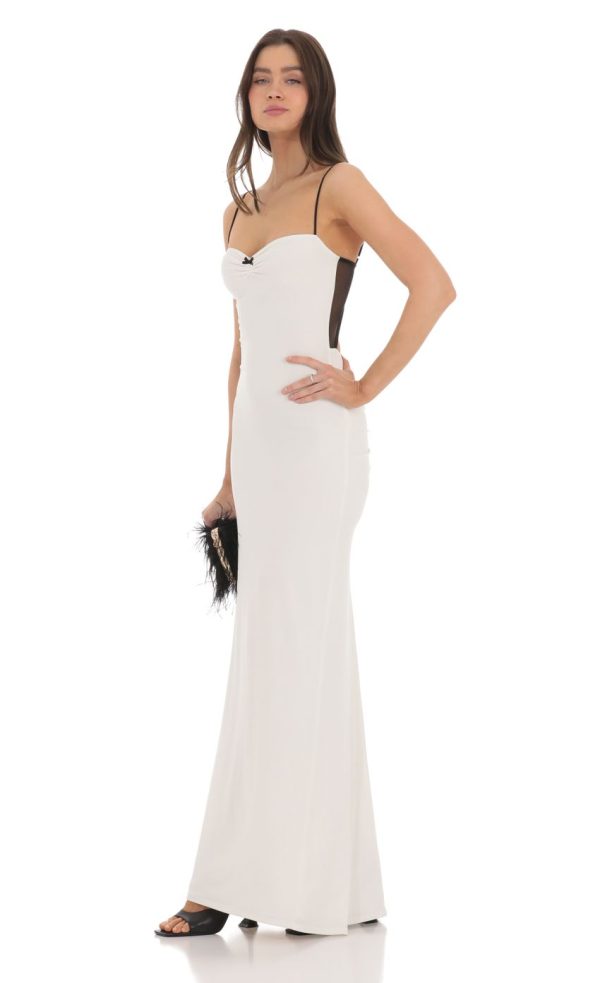 Open Back Two-Toned Maxi Dress in White - Image 3