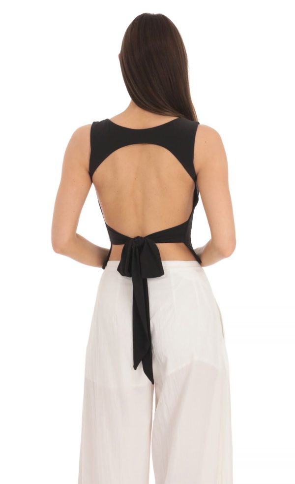 Scoop Neck Open Back Top in Black