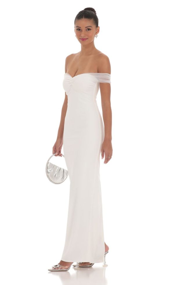 Tulle Off Shoulder Sleeve Maxi Dress in White - Image 3