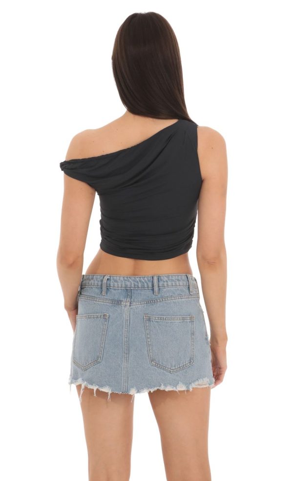 Off Shoulder Twist Top in Black - Image 3