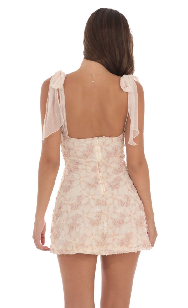 Textured Shimmer Floral Dress in Cream - Image 2