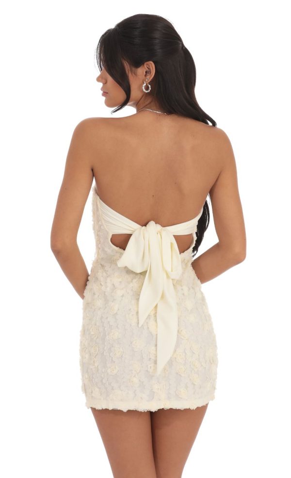 Textured Floral Strapless Dress in Cream Yellow - Image 2