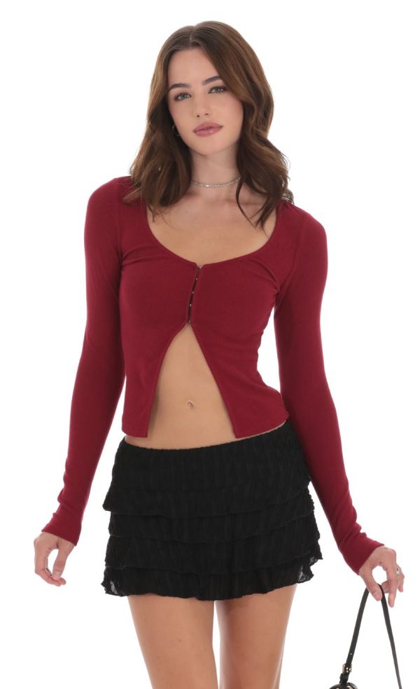 Ribbed Fly Away Top in Maroon