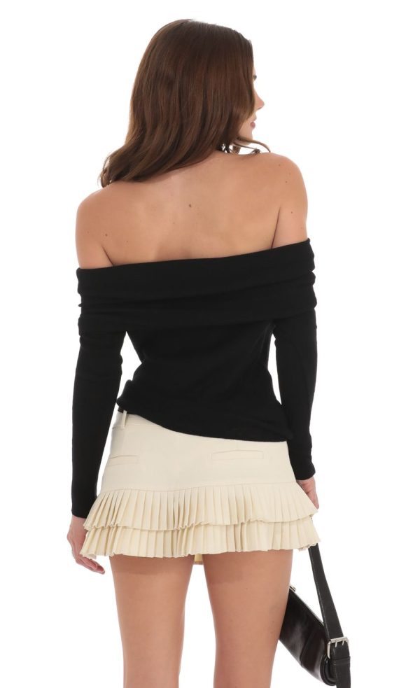 Fold Over Off Shoulder Top in Black - Image 2