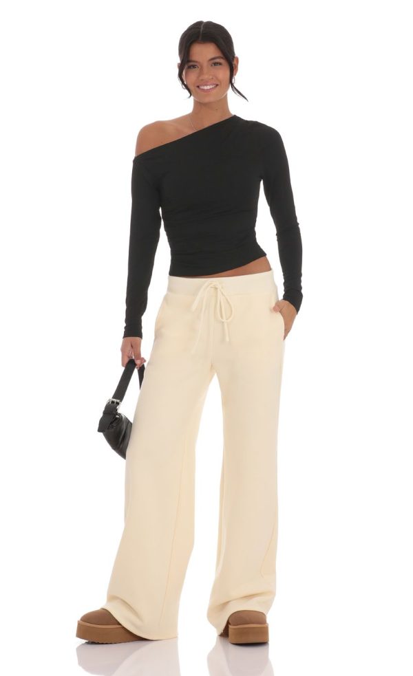 Straight Leg Sweatpants in Cream